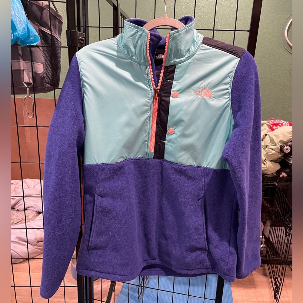 SOLD NorthFace Fleece Pullover